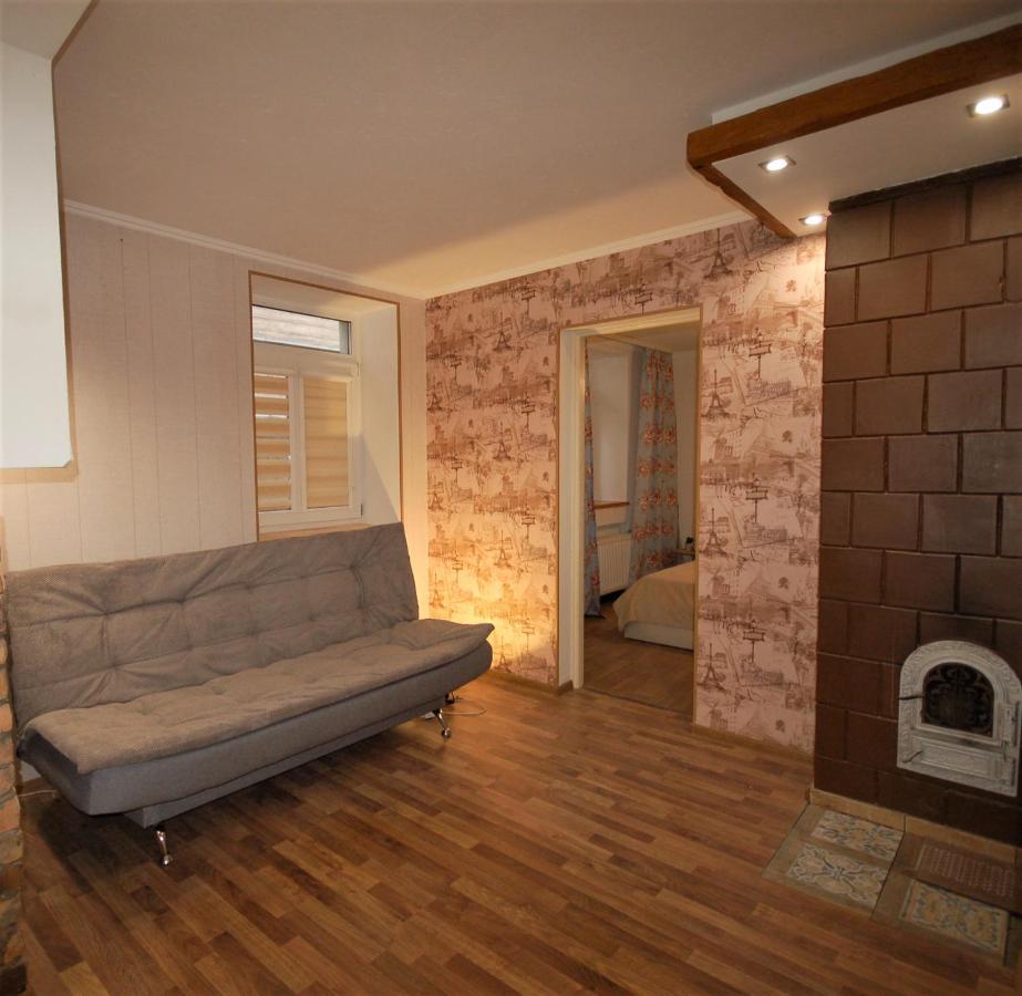 Ludvika Elegance Apartment لييبايا المظهر الخارجي الصورة