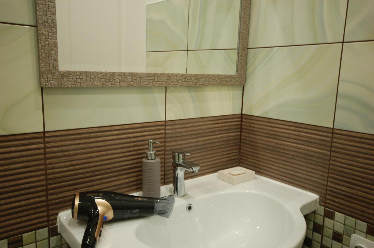 Ludvika Elegance Apartment لييبايا المظهر الخارجي الصورة